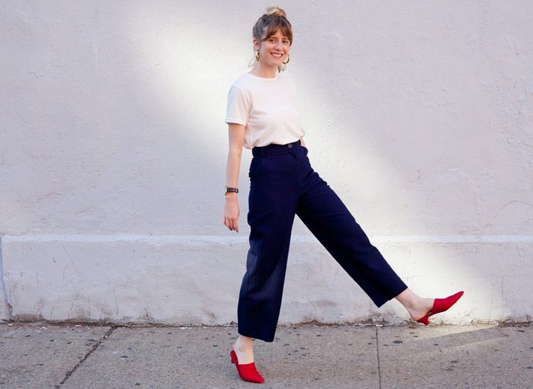 How To Wear The Elle Mid Straight Leg Scrub Pant.